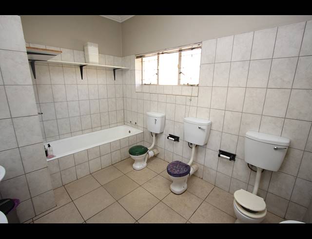 4 BEDROOM HOUSE TO LET IN ESSEXWOLD